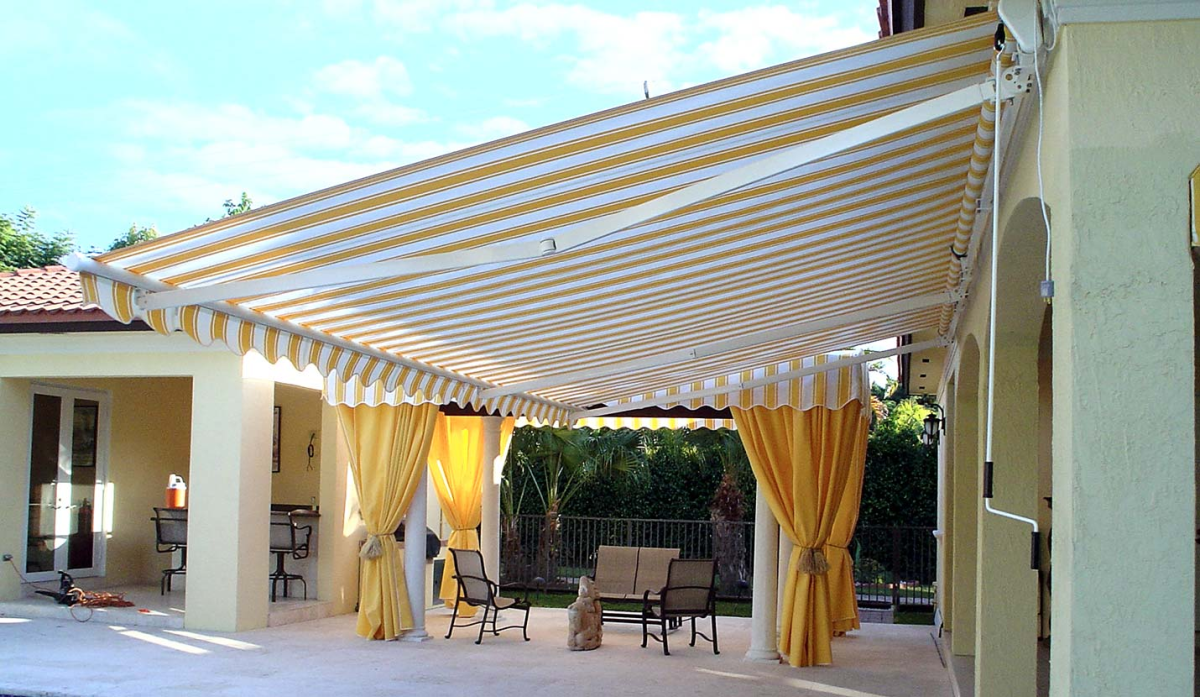 Retractable awning Jacksonville