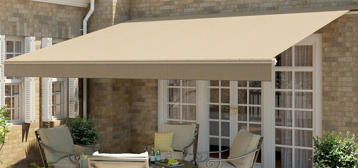 Retractable awning Jacksonville